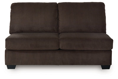 Kimlee Sectional with Chaise - Dimensional Outlet Furniture (Oakland, CA)