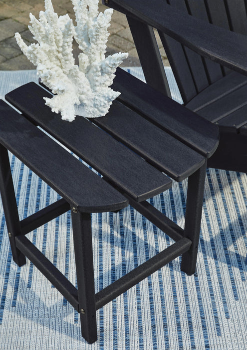 Sundown Treasure End Table - Dimensional Outlet Furniture (Oakland, CA)