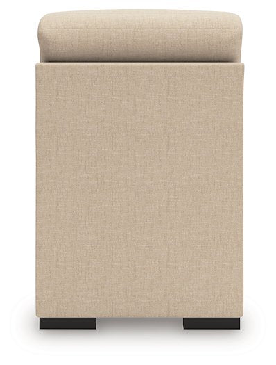 LadyMae Sectional with Chaise - Dimensional Outlet Furniture (Oakland, CA)