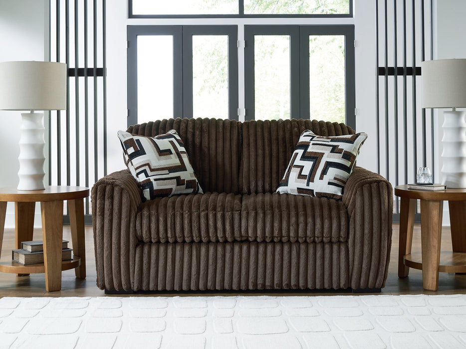 Midnight-Madness Loveseat