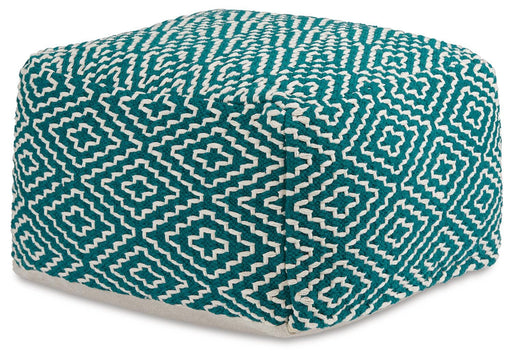 Brynnsen Pouf - Dimensional Outlet Furniture (Oakland, CA)