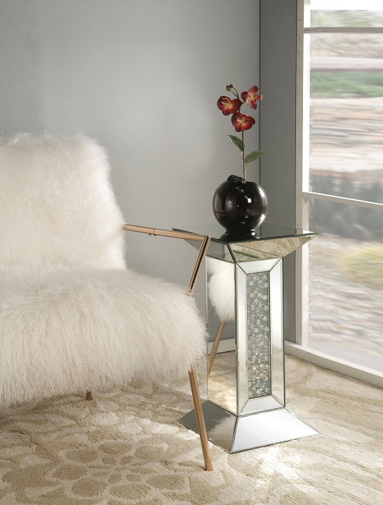 Pedestal Table