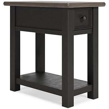 Tyler Creek End Table Set - Dimensional Outlet Furniture (Oakland, CA)