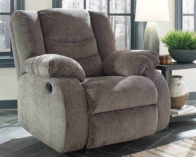Tulen Recliner - Dimensional Outlet Furniture (Oakland, CA)