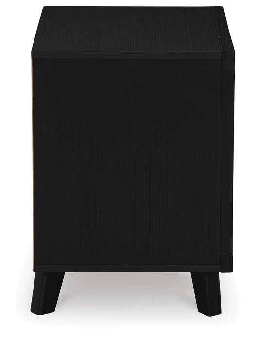 Danziar Bedroom Set - Dimensional Outlet Furniture (Oakland, CA)