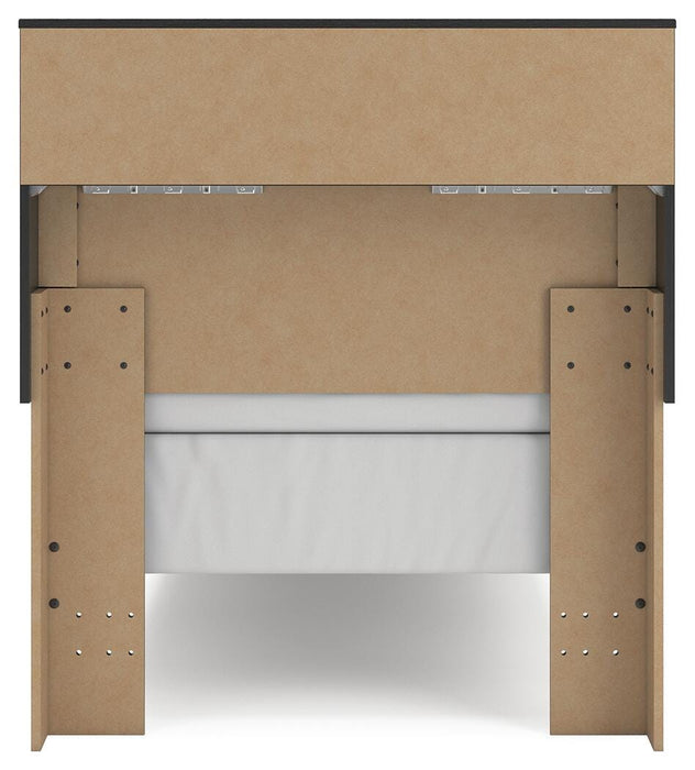 Broachmyn Bed - Dimensional Outlet Furniture (Oakland, CA)