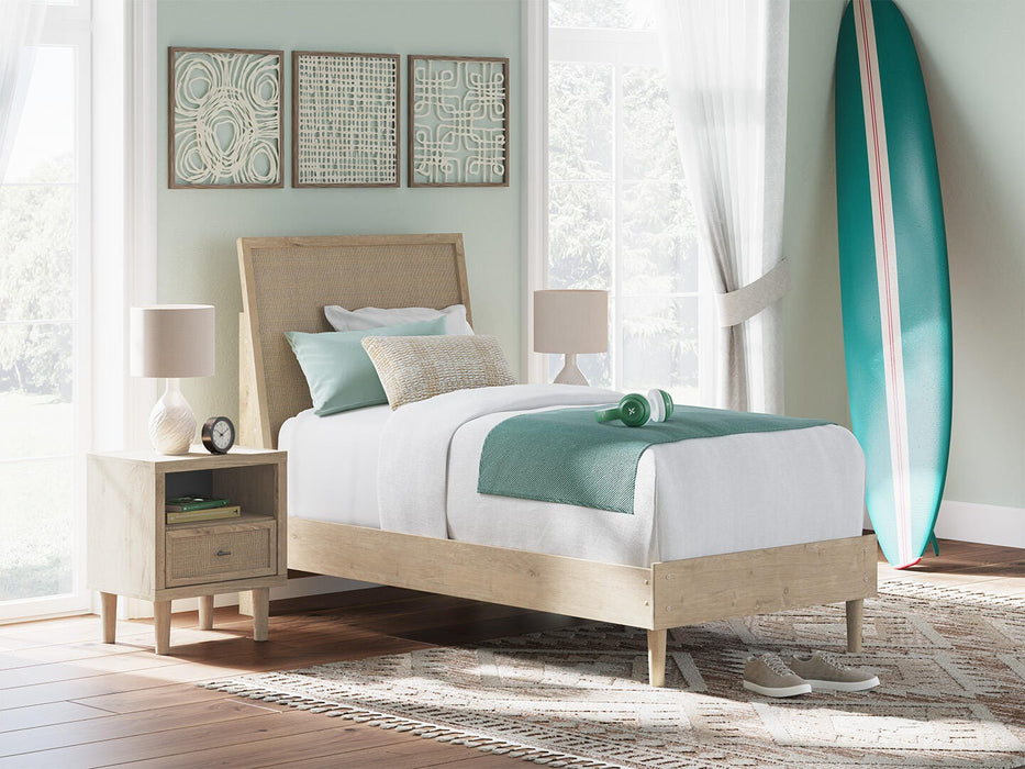 Cielden Bed - Dimensional Outlet Furniture (Oakland, CA)
