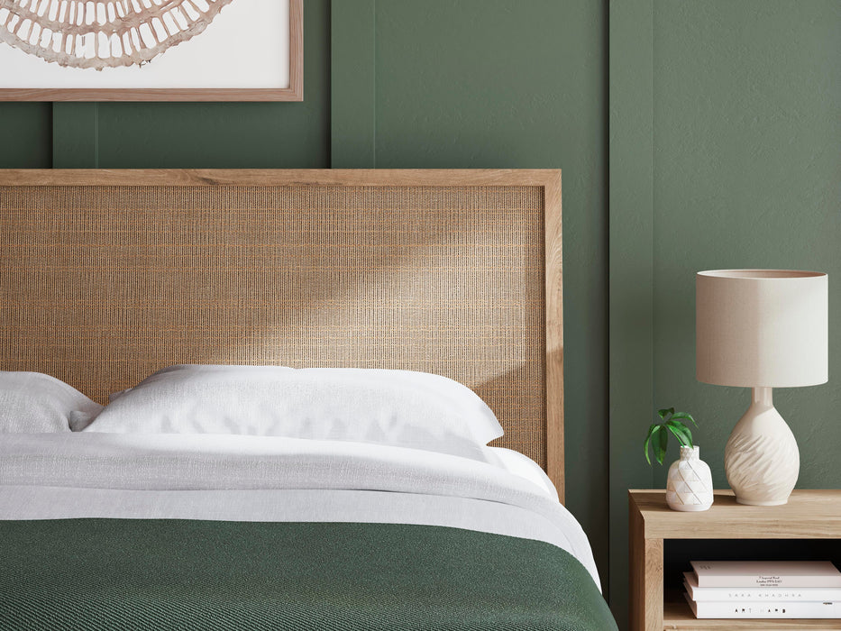 Cielden Bed - Dimensional Outlet Furniture (Oakland, CA)