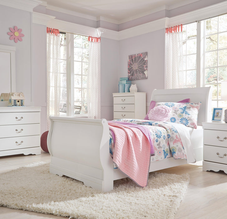 Anarasia Bed - Dimensional Outlet Furniture (Oakland, CA)