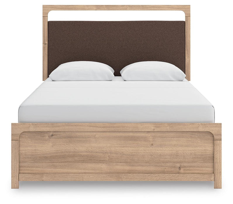 Kinlanni Upholstered Bed - Dimensional Outlet Furniture (Oakland, CA)
