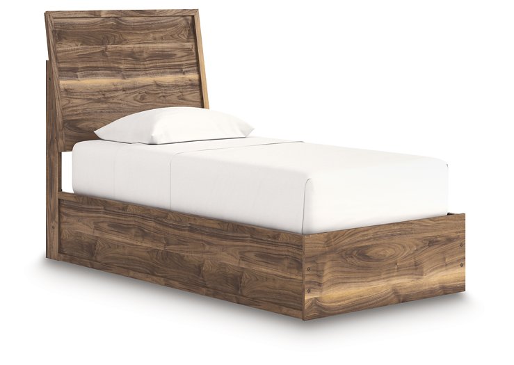 Chirason Bed - Dimensional Outlet Furniture (Oakland, CA)