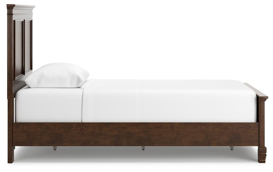 Danabrin Bed - Dimensional Outlet Furniture (Oakland, CA)