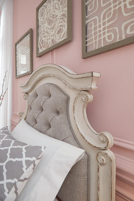 Realyn Upholstered Bed - Dimensional Outlet Furniture (Oakland, CA)