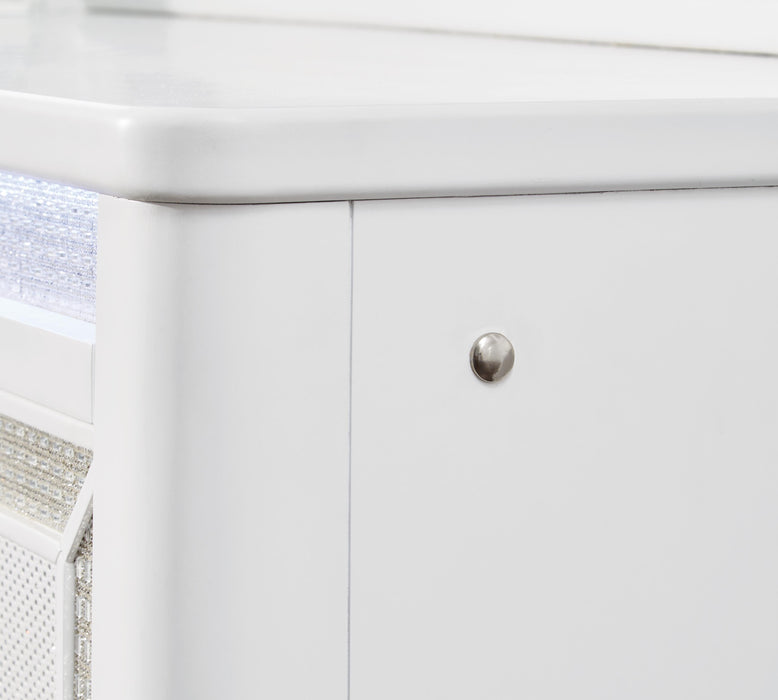 Chalanna Dresser - Dimensional Outlet Furniture (Oakland, CA)
