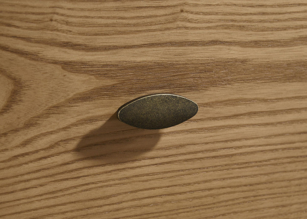 Robyn Dresser - Dimensional Outlet Furniture (Oakland, CA)