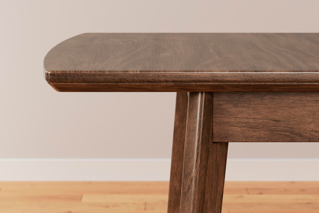 Lyncott Dining Room Set - Dimensional Outlet Furniture (Oakland, CA)