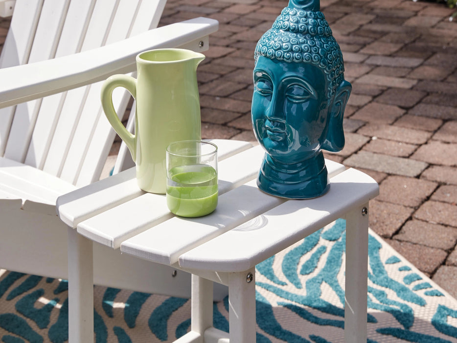 Sundown Treasure End Table - Dimensional Outlet Furniture (Oakland, CA)