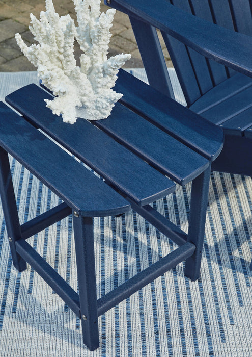 Sundown Treasure End Table - Dimensional Outlet Furniture (Oakland, CA)