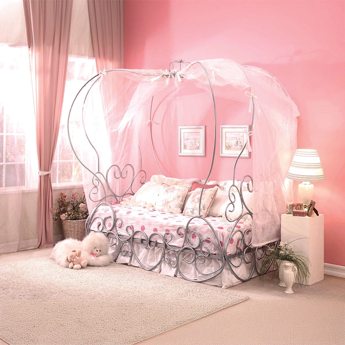Twin Bed w/Canopy