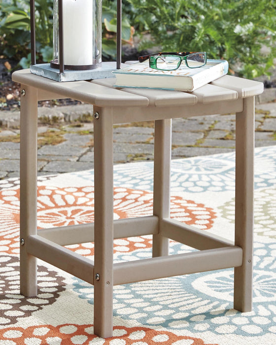 Sundown Treasure End Table - Dimensional Outlet Furniture (Oakland, CA)
