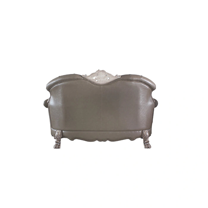 Loveseat w/3 Pillows